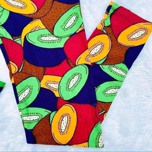 LULAROE High Waisted “Kiwi” Soft Skinny Leggings - Picture 4 of 12